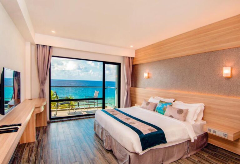 Super Deluxe Sea View with Balcony