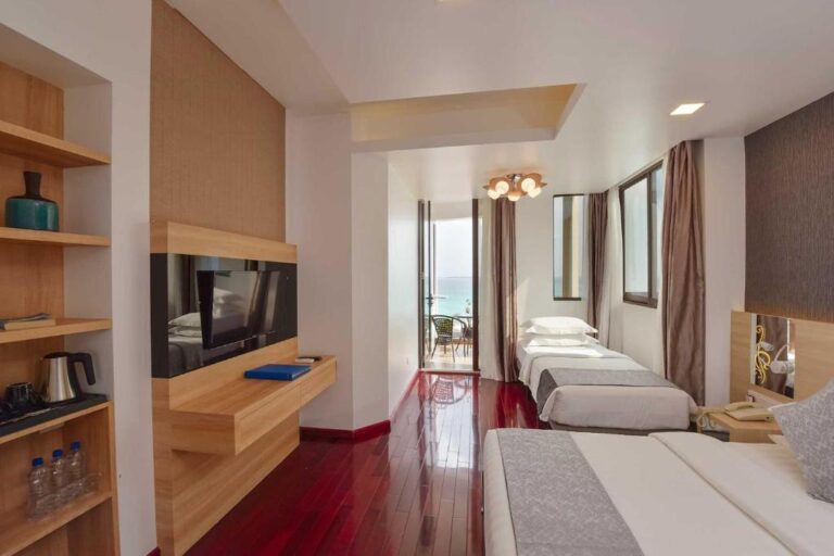 Super Deluxe room with balcony and island view