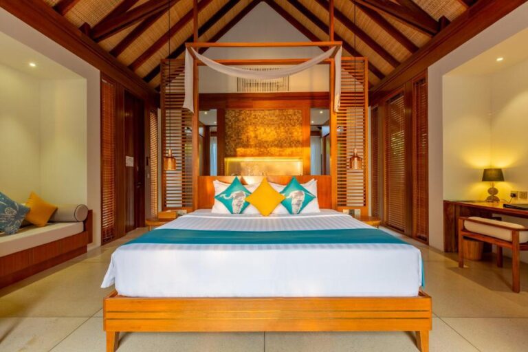 Beach Pool Villa