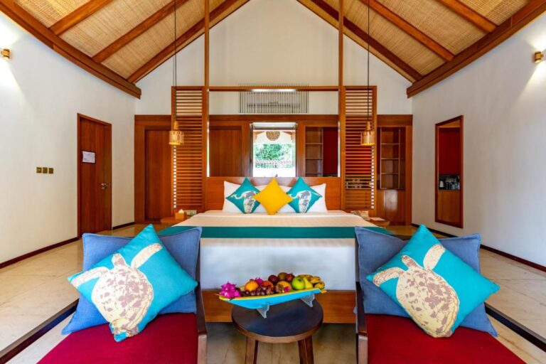 Beach Pool Villa with jacuzzi