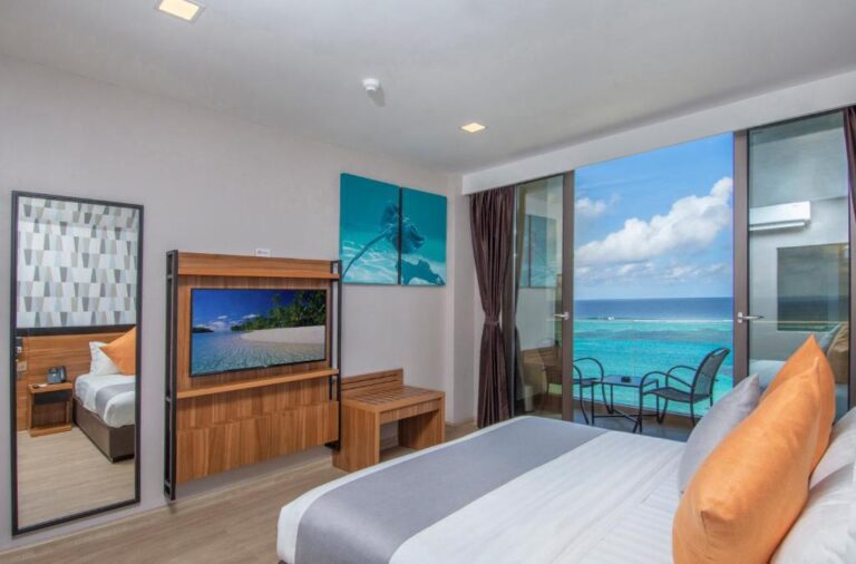 Deluxe Sea View