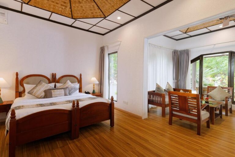 Deluxe Beachfront