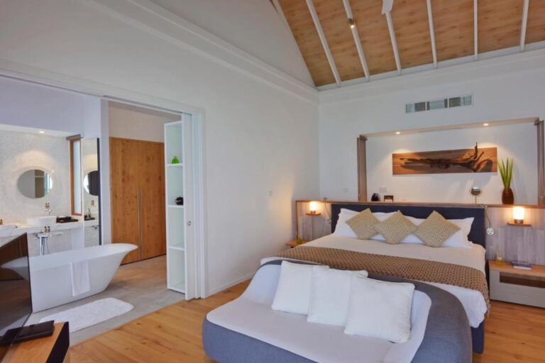 Water Villa with Pool
